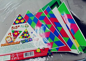 Activity Work Tray: Pattern Blocks Triangular 11pcs